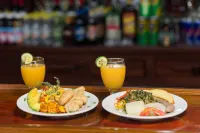 The Westender Inn - Breakfast