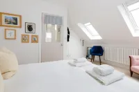 Pretty Coastal Home in Bosham Close to Water