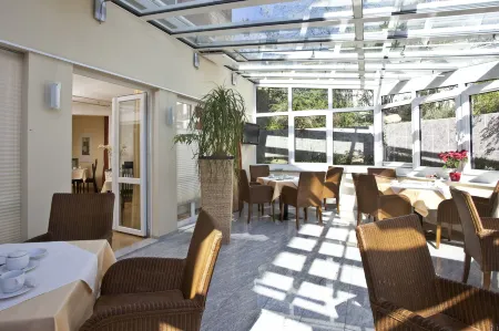 Hotel Am Braunen Hirsch Отели в г. Эшеде