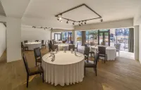 Rooms Hotel Tbilisi - 5 Yıldız