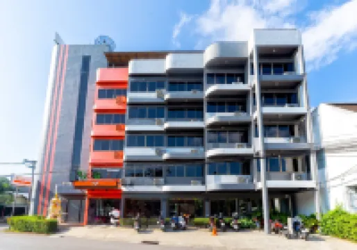 瑞森塔風尚飯店（普吉鎮） 薩凡欣礦業紀念碑附近的飯店