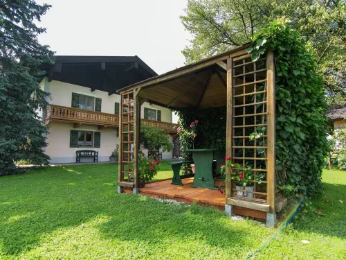 Spacious 4 Person Holiday Home Near Chiemsee