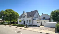 Villa Sofie Bed & Breakfast Hotels near Monument For Niels Juel Og Ivar Hvitfeldt I Koge