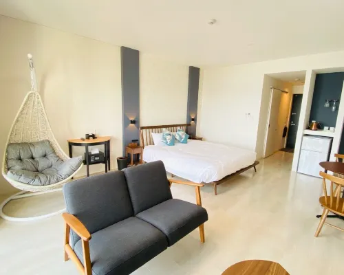 โรงแรม Lalamare Kouri โรงแรมในนะกิจิง