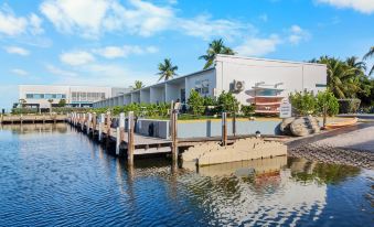 Coconut Cay Resort