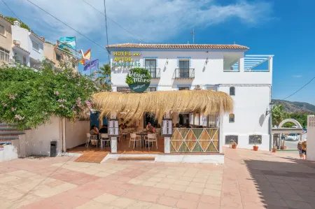 Apartamentos Playamaro