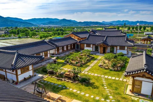 Gyeongju Wadamjung Hanok Pension Hotels in Gyeongju
