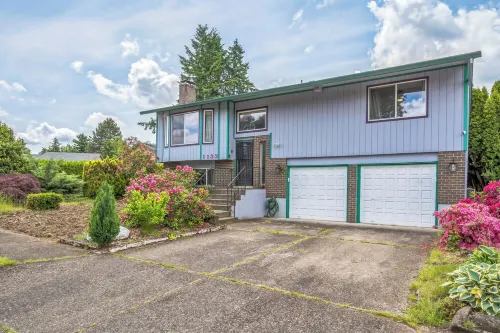 Portland Charming, fully furnished, private, quiet and pets friendly Home.