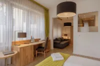 Weinhotel des Riesling Zum Grünen Kranz Hotels in der Nähe von Bhakti Marga