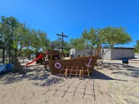 Ivanka Delux Hotels in Pirovac