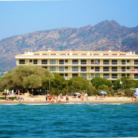 Apartment in Roses Near Sandy Beach