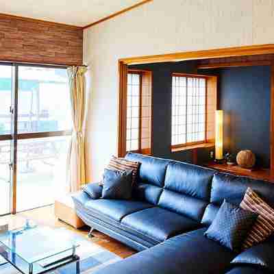 TERRACE HOUSE 壺川 Rooms