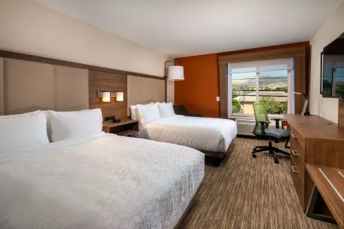 Holiday Inn Express & Suites CHATSWORTH by IHG Hotels in Chatsworth
