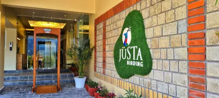 Justa Birding Resort & Spa - Best Dhauladhar View Resort
