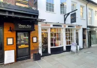 Talbot Lane Cottage Horsham by My Getaways Hotels near Christ's Hospital Chapel