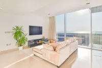 Posh 2 Br Oceanfront Apt in the Heart of Bluewaters Island Hotels in Bluewaters Island