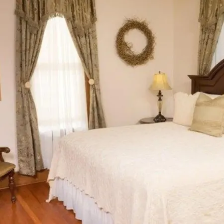 Delta Street Inn