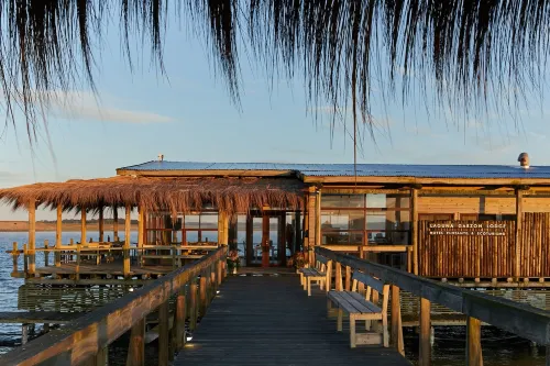 Laguna Garzón Lodge
