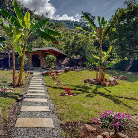 Rocka Verde Retreat Hoteles en Rivas
