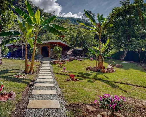 Rocka Verde Retreat Hotels in Rivas