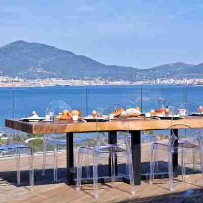Villa Urbana Dining/Meeting Rooms