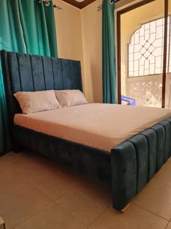 Jena Appartments Bamburi Отели рядом с достопримечательностью «Nguuni Wildlife Sanctuary»