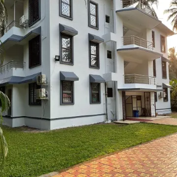 Raj Resort