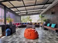 Hi Samui Hostel - Nhà nghỉ