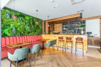 Time Boutique Hotel - Quầy bar