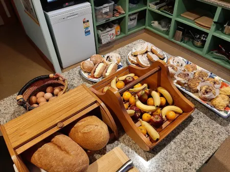 Eden's Edge Lodge Отели рядом с достопримечательностью «Nelson Tasman Air»