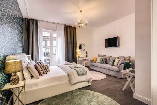 絕贊之家 - 空中花園酒店