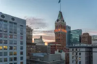 Hampton Inn Oakland Downtown-City Center