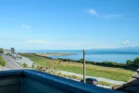 Dashwood Manor Seaside Bed & Breakfast - Ocean View