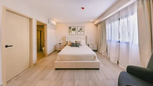 Regatta Living II With Breakfast Included - 905