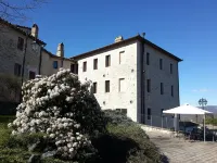 Castello Izzalini Todi Resort Hotels in Todi
