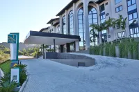 Quality Hotel Blumenau Hotels near Praça Johan Peter Wagner