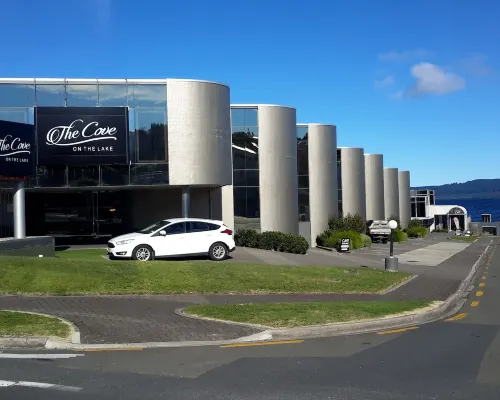 The Cove Hotels in Taupo