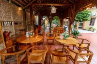 Tam Coc Mountain Bungalow