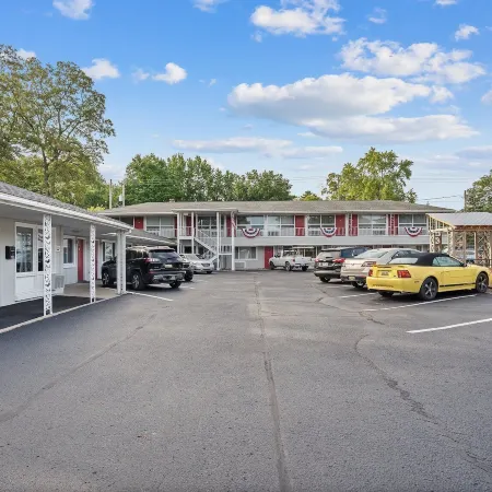 Grand Traverse Motel