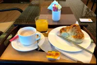 Dar El Aaz - breakfast