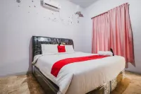RedDoorz Near Millennium Ict Center Medan