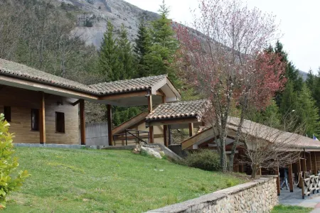 Hostel El Oso Pardo Отели в г. Alba de los Cardanos