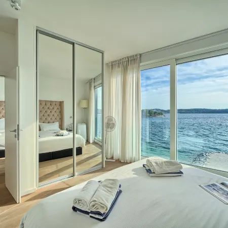 Livingstone Beach House