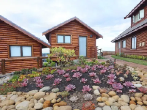 ブレントン オン シー コテージズ クニスナのホテル