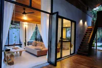 Villa Thalanena By The Beach Hotel dekat Trail up to Kuan Nom Saow viewpoint