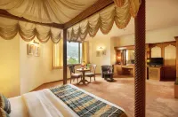 KK Royal Hotel & Convention Centre Hotels in Amer