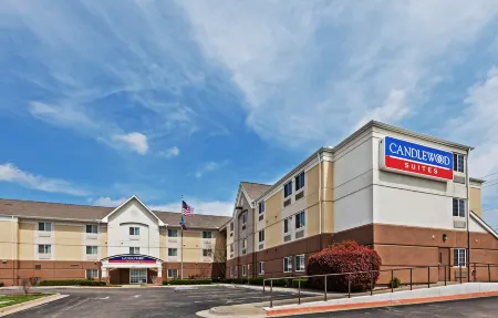 Candlewood Suites Tulsa NE - Owasso