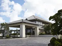 The Island House Отели рядом с достопримечательностью «Пляж Лав-Бич»