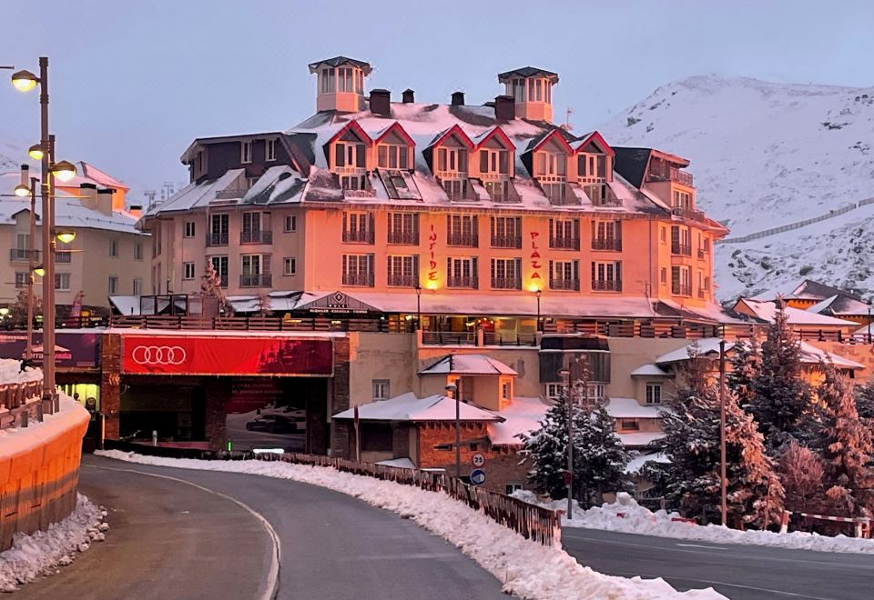 hotel overview picture