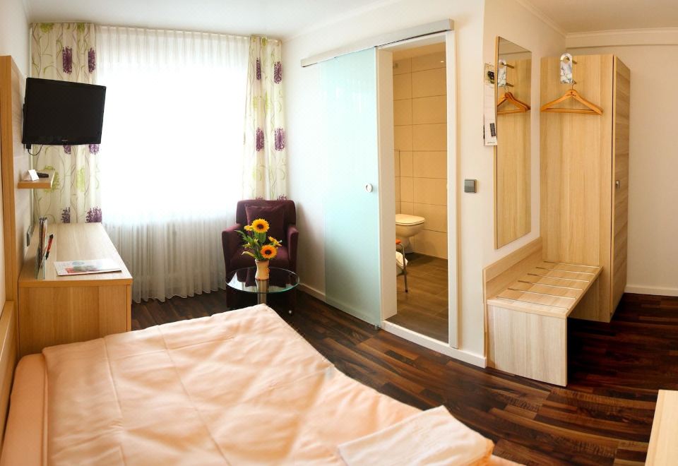 Hotel-Restaurant Fröhlich - Housity